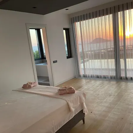 Luxury With Stunning Sea View And Spectacular Sunsets Αλικαρνασσός
