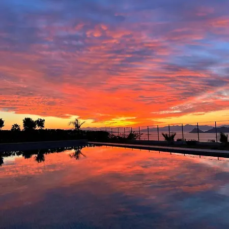Βίλα Luxury With Stunning Sea View And Spectacular Sunsets *